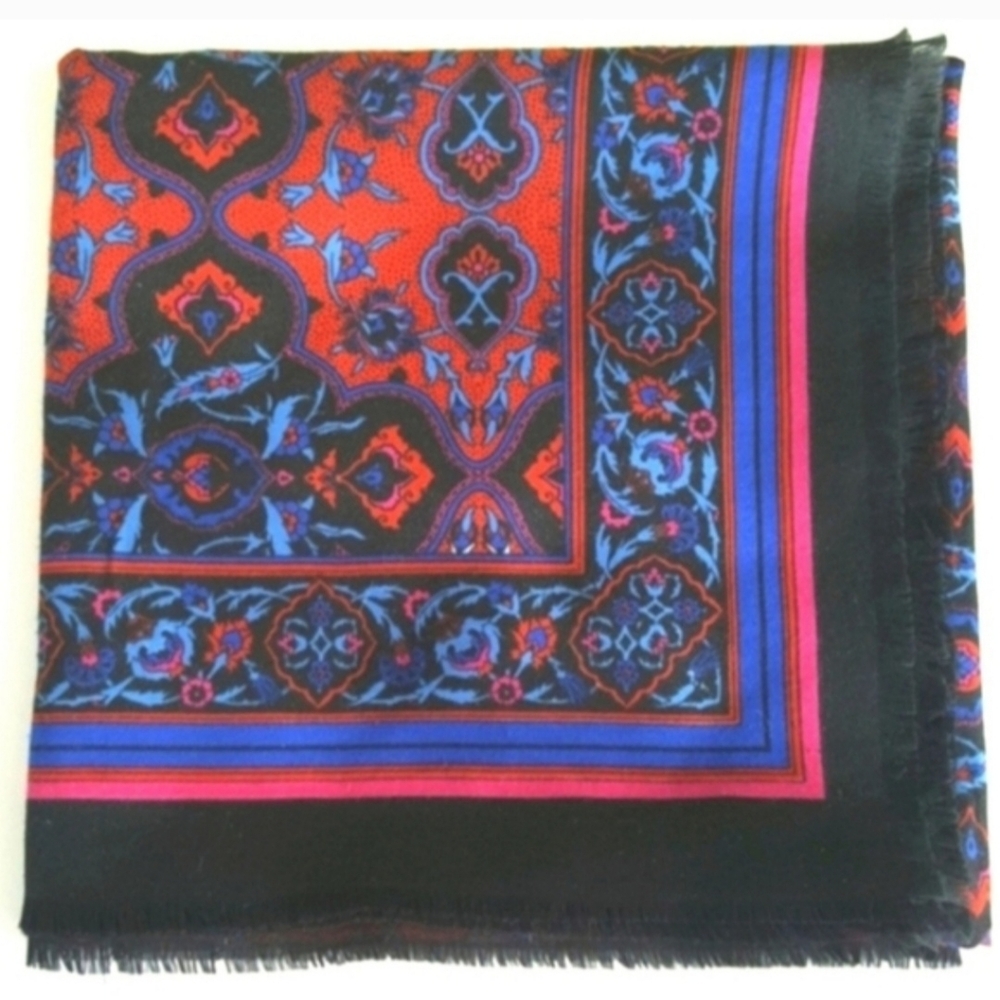 Shawl Floral Medallions Black Red Blue Fringe Lightweight